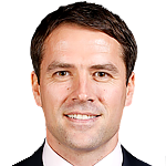  利物浦名宿欧文发声；豪华阵容难掩稳定隐患；赛季末冠军之路充满挑战。 体育新闻