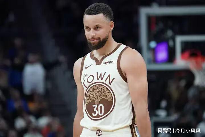 【深度复盘】勇士收官阶段暴露的三大隐患:裁判报告背后的战术困局与科尔续约的战略考量 体育新闻