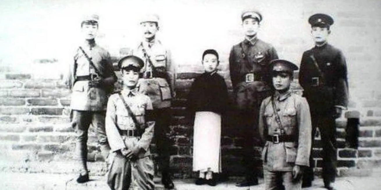  衍圣公制度的九百年兴衰：从孔令贻绝嗣危机到孔德成的历史见证 新闻