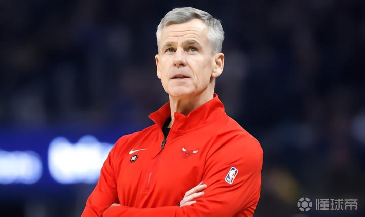 公牛六年沉浮录：多诺万执教生涯的战术得失与重建启示 体育新闻